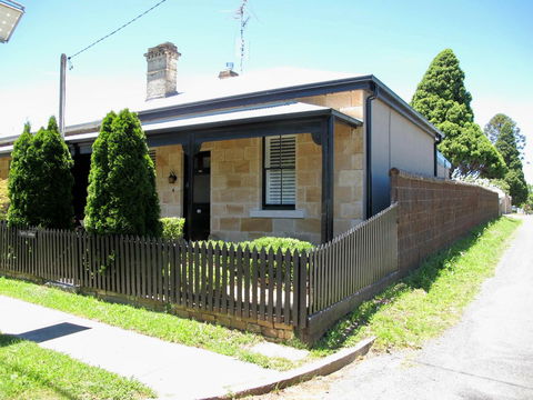 Apple Tree Cottage - Accommodation Melbourne 1