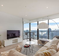 High Rise apt in Heart of Sydney wt Harbour View - Accommodation Melbourne