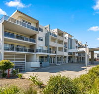Quality Suites Pioneer Sands - Accommodation Melbourne