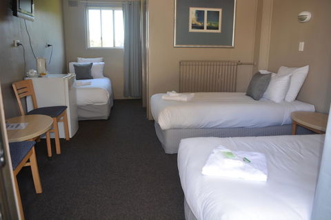 Commercial Hotel Motel Lithgow - Melbourne 4u 18