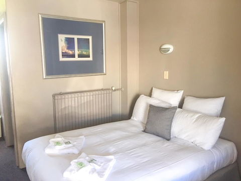 Commercial Hotel Motel Lithgow - Melbourne 4u 17
