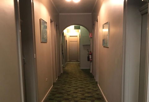 Commercial Hotel Motel Lithgow - Melbourne 4u 44