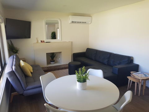 Golden Hill Cottage - Accommodation Melbourne 9