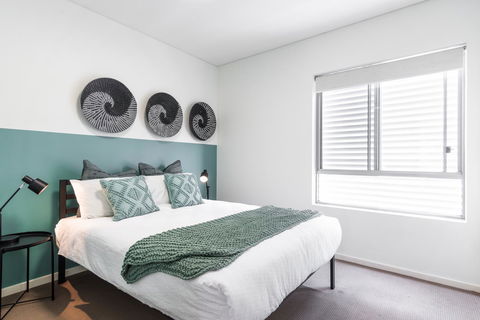 Large Light Luxe 3BDR 2BA Free Parking - Walk To Sydney Uni And RPA - Accommodation Melbourne 6