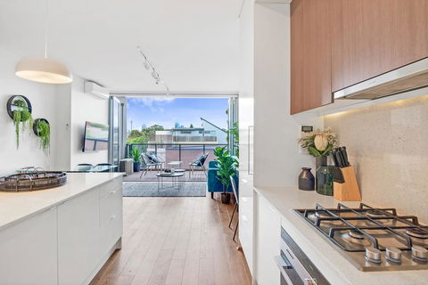 Large Light Luxe 3BDR 2BA Free Parking - Walk To Sydney Uni And RPA - Accommodation Melbourne 0