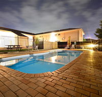 Winning Post Motor Inn - Accommodation Melbourne