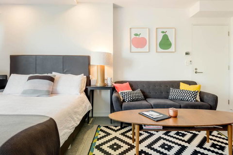 Scandi Beach Apartment - Accommodation Melbourne 9