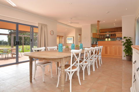 JE Guesthouse, Central To All The Hunter Valley Has To Offer - Accommodation Melbourne 0