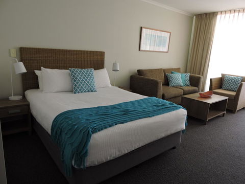 BASE Holidays - Ettalong Beach Premium Apartments - Accommodation Melbourne 11