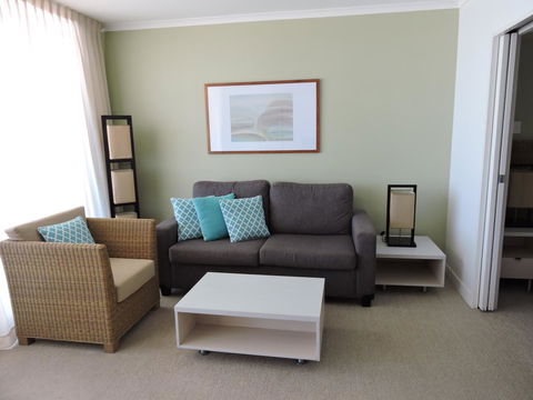 BASE Holidays - Ettalong Beach Premium Apartments - Accommodation Melbourne 17
