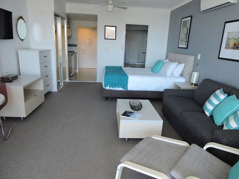 BASE Holidays - Ettalong Beach Premium Apartments - Accommodation Melbourne 18