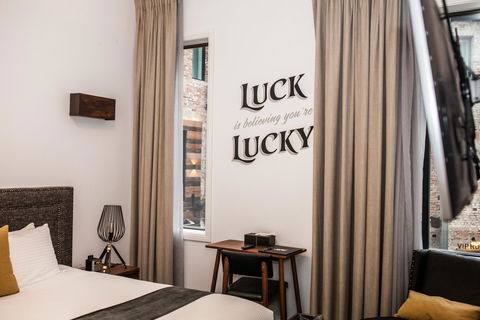 The Lucky Hotel - Accommodation Melbourne 1