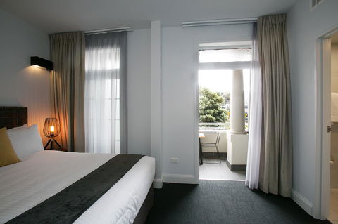 The Lucky Hotel - Accommodation Melbourne 25