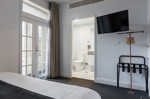 The Lucky Hotel - Accommodation Melbourne 26