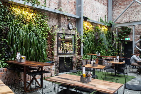 The Lucky Hotel - Accommodation Melbourne 12