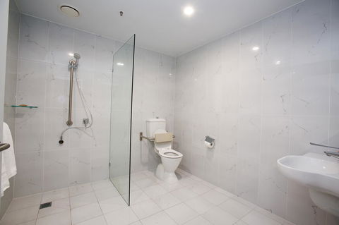 The Lucky Hotel - Accommodation Melbourne 36