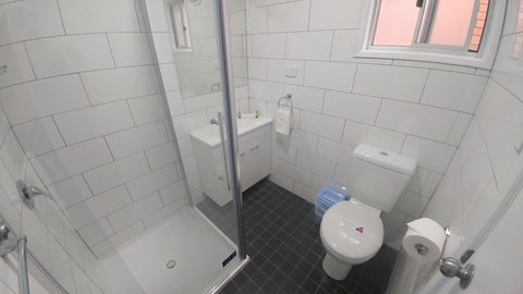 Eden Motel - Melbourne 4u 7