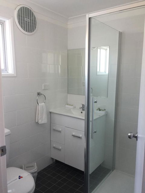 Eden Motel - Melbourne 4u 2