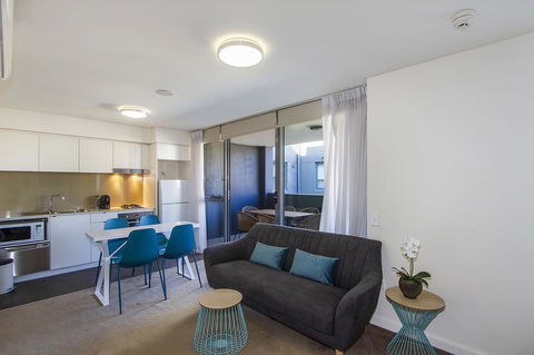 Terminus Apartment Hotel, Ascend Hotel Collection - Accommodation Melbourne 25