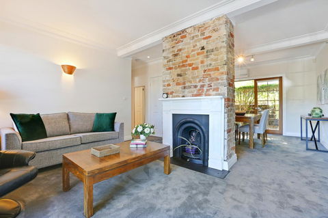 Bellevue Accommodation - Melbourne 4u 11