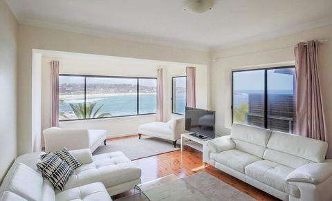 Ultimate Bondi Escape #2 - A Bondi Beach Holiday Home - Accommodation Melbourne 2