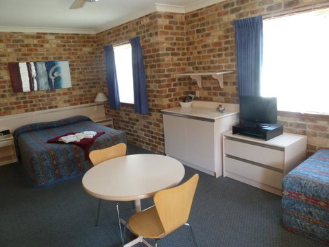 Mollymook Surfbeach Motel & Apartments - Accommodation Melbourne 24