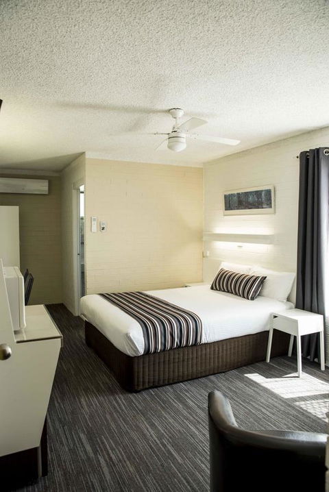 Coastal Bay Motel - Accommodation Melbourne 35