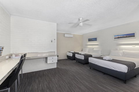 Coastal Bay Motel - Accommodation Melbourne 11