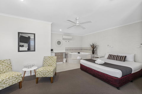 Coastal Bay Motel - Accommodation Melbourne 13