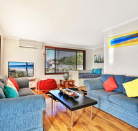 Sandy Toes Beach House Jervis Bay - 2min to Beach - Accommodation Melbourne