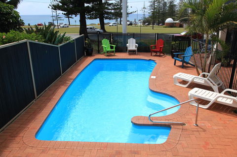 Beach House Holiday Apartments - Accommodation Melbourne 4