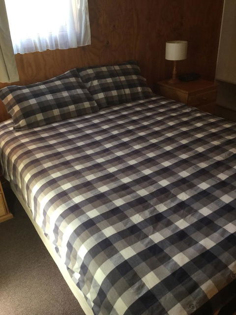 Jenolan Cabins - Melbourne 4u 11