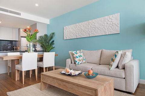 Arena Luxury Beachfront Apartment - Accommodation Melbourne 34