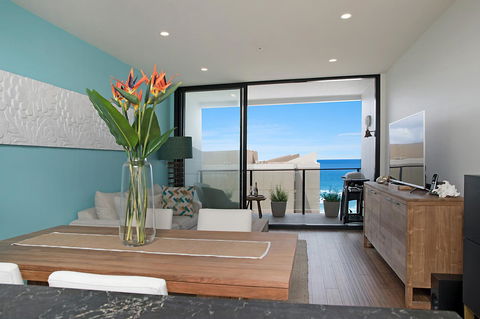 Arena Luxury Beachfront Apartment - Accommodation Melbourne 23