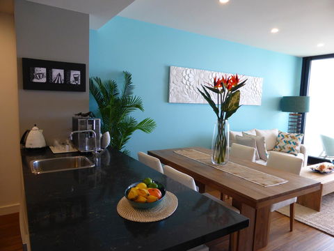 Arena Luxury Beachfront Apartment - Accommodation Melbourne 35