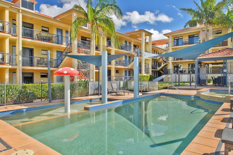 South Pacific Apartments - Accommodation Melbourne 0