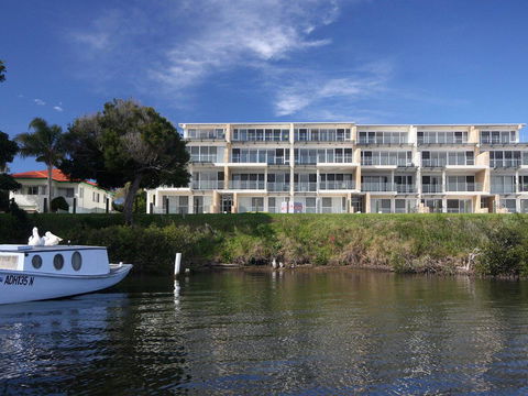 Regatta 13 - Accommodation Melbourne 2