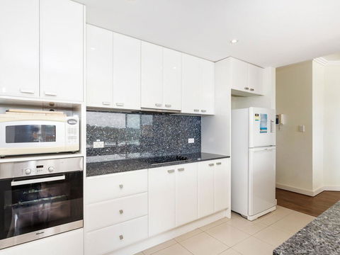 Regatta 13 - Accommodation Melbourne 3