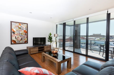 The Penthouse - Accommodation Melbourne 10