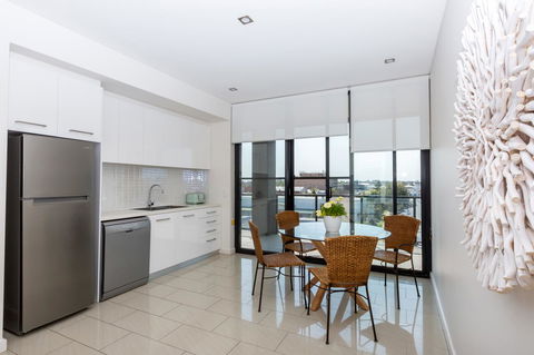 The Penthouse - Accommodation Melbourne 3