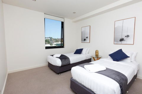 The Penthouse - Accommodation Melbourne 18