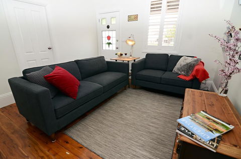 Thelma's Temora - Accommodation Melbourne 6