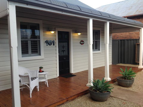 Thelma's Temora - Accommodation Melbourne 1