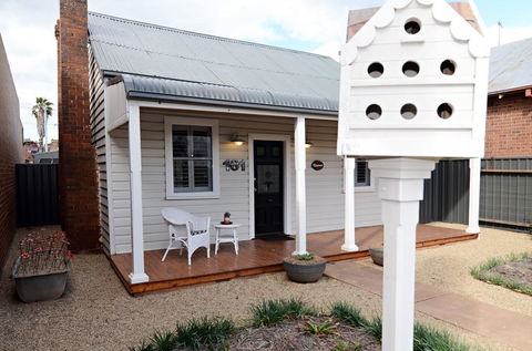 Thelma's Temora - Accommodation Melbourne 0