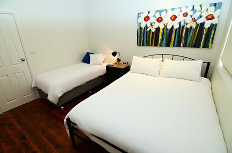 Thelma's Temora - Accommodation Melbourne 5