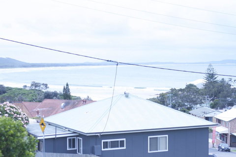 Clareview, 8 Korogora Street - Accommodation Melbourne 8