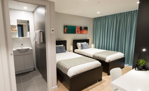 Studio 8 Residences - Adults Only - Accommodation Melbourne 2