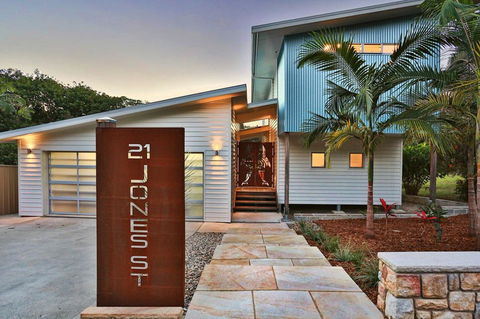 Drifted Away - Accommodation Melbourne 0