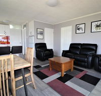 Beachfront 3 25 Willow Street - Accommodation Melbourne