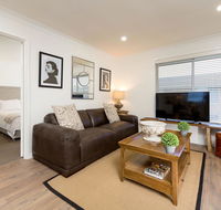 Sleeping in Style - Central  Sophisticated - Accommodation Melbourne